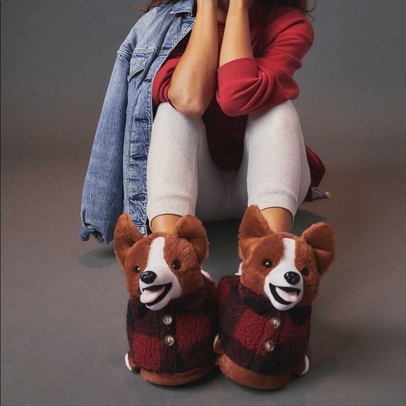 American Eagle Outffiters Corgi Slippers - Picture 3 of 9